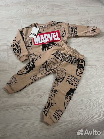 Костюм на мальчика Zara