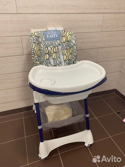 Детский столик для кормления