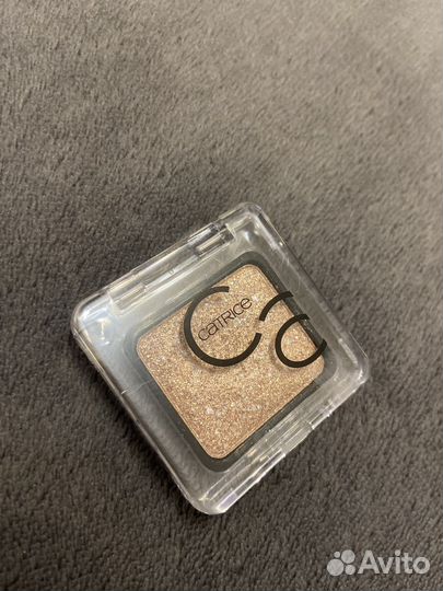 Тени для век Catrice