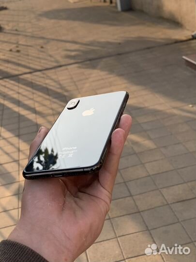 iPhone Xs Max, 64 ГБ