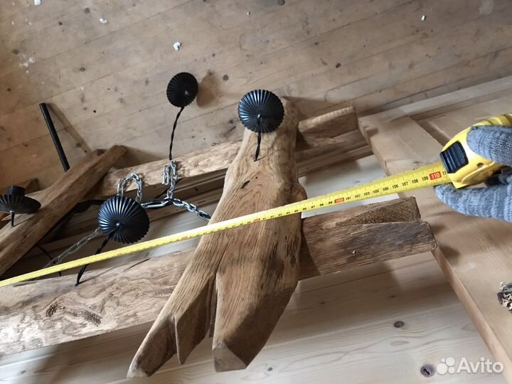 Люстра из дуба