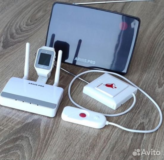 Вызов персонала в санузел, пейджер часы