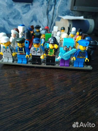 Lego фигурки