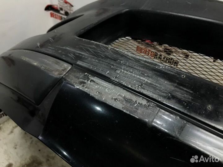 Бампер передний Mitsubishi Space Wagon минивен 2