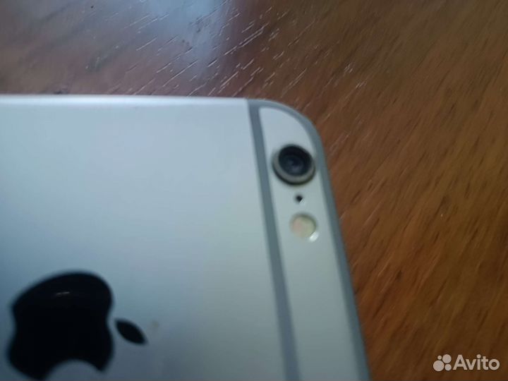 Телефон iPhone 6s