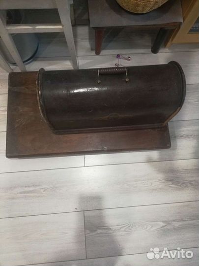 Швейная машина Singer