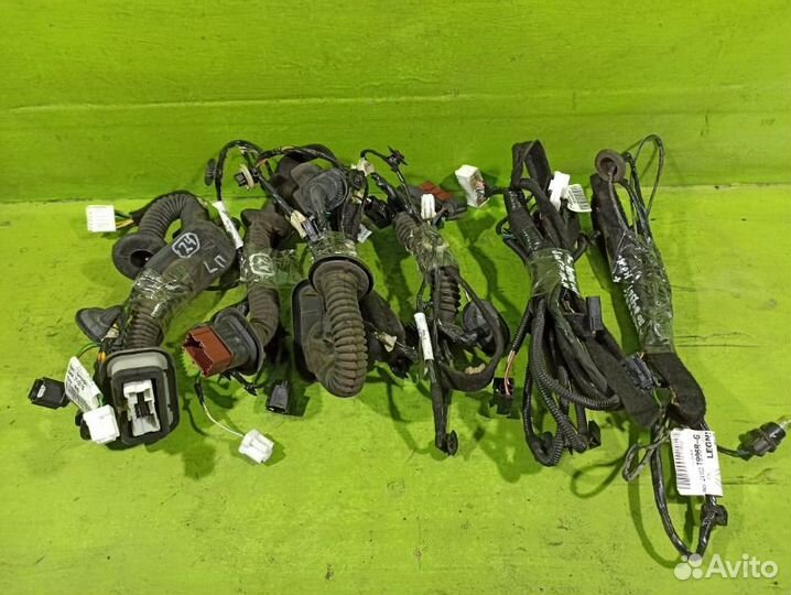 Проводка двери Renault Logan 2 K4M845 2018