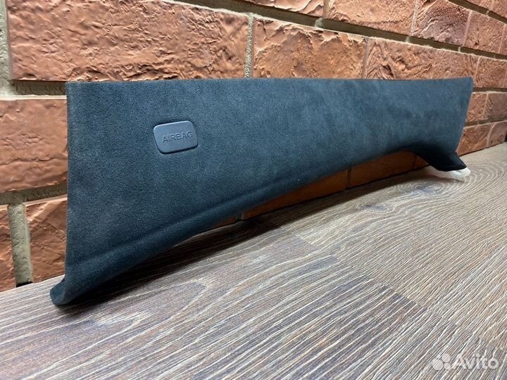 Обшивка стойки передняя левая Mercedes Benz W223