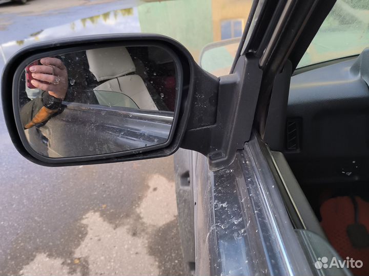 Зеркало заднего вида нива