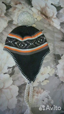 Шапка в подарок к штанам или пуховику