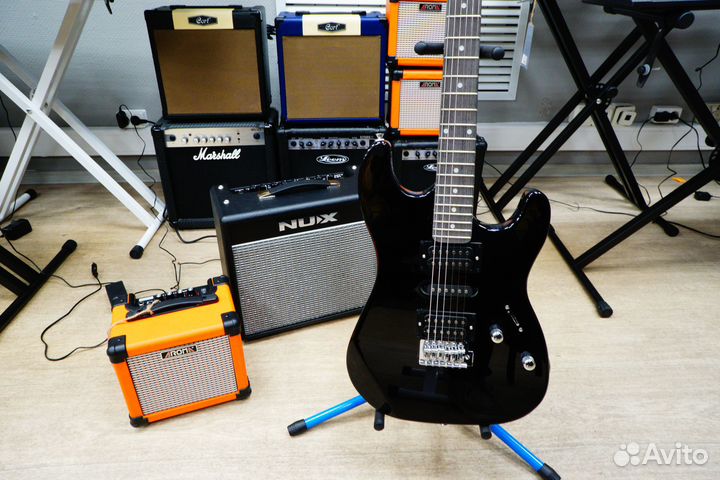 Электрогитара / Комплектом