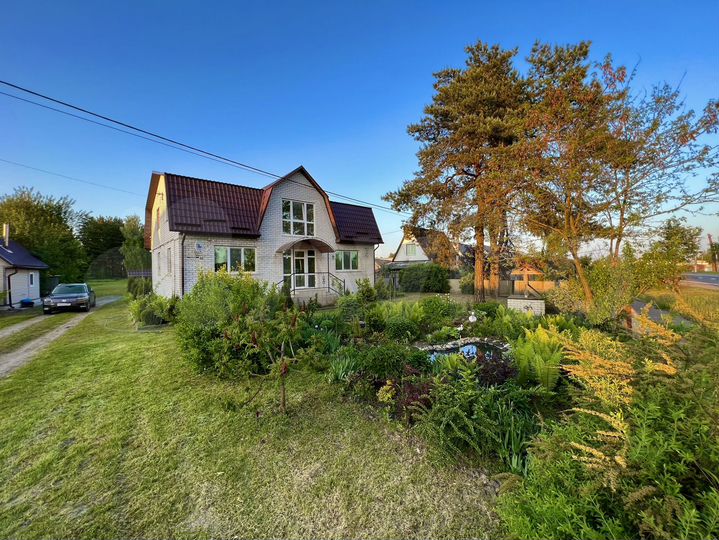 Дом 184,9 м² на участке 29 сот.