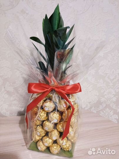 Подарки /конфеты/цветы/розы/ вкусный букет