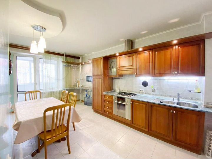 2-к. квартира, 88 м², 9/11 эт.