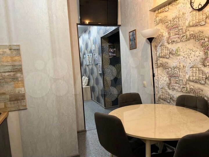 2-к. квартира, 50 м², 10/16 эт.