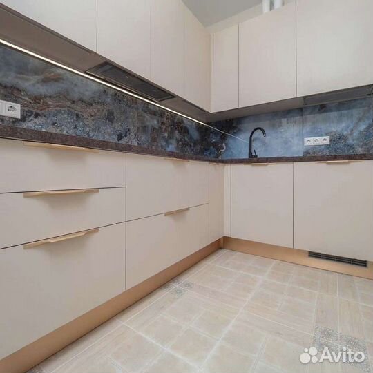 Кухни по индивидуальному заказу