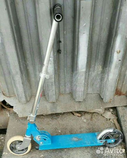 Самокаты много разные