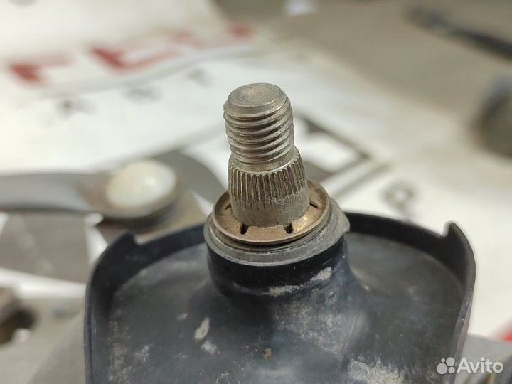 Моторчик стеклоочистителя Toyota Corolla E150 1ZR