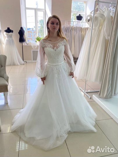 Свадебное платье