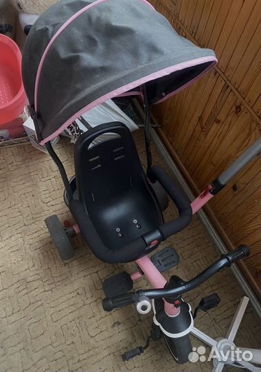 Детский велосипед с ручкой