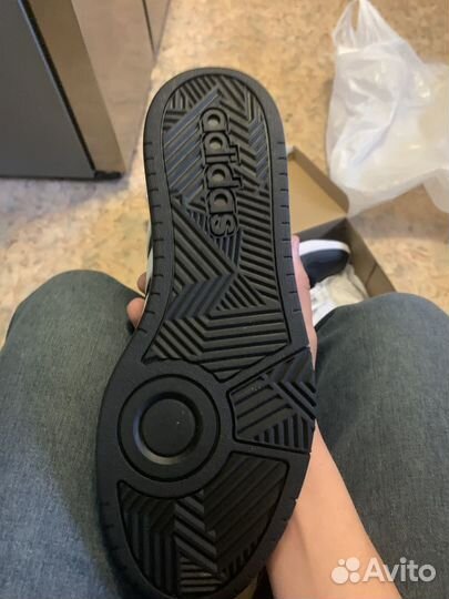 Кроссовки adidas