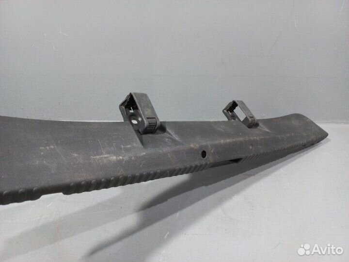 Обшивка багажника Skoda Rapid 1