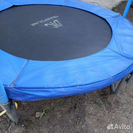 Батут с защитной сеткой бу