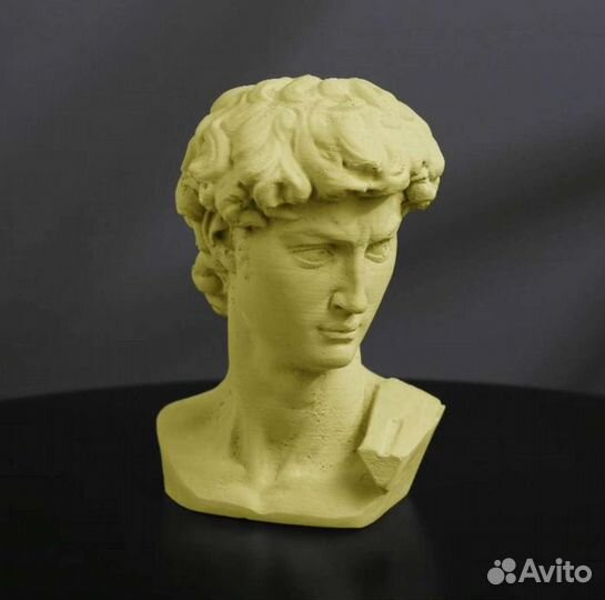 Декор для дома: статуэтки, подсвечники и пр