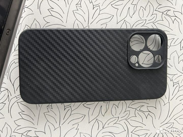 Чехол на iPhone 13 pro