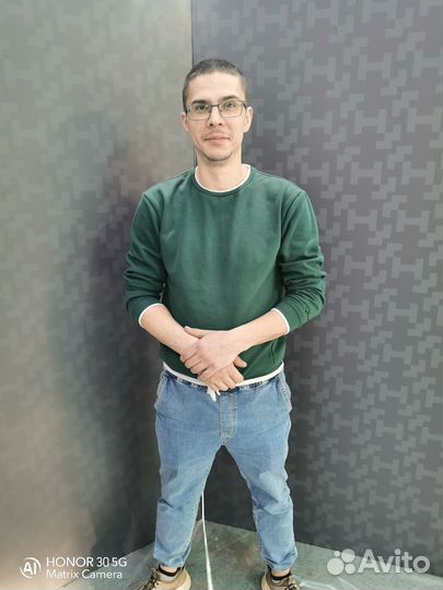 Монтажник рекламных конструкций