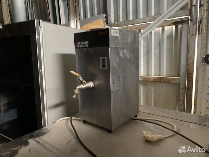 Кипятильник проточный Bravilor Bonamat HWA 20