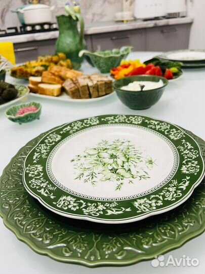 Сервиз 38предметов на 6 персон