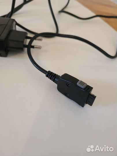 Зарядка для мобильного телефона samsung