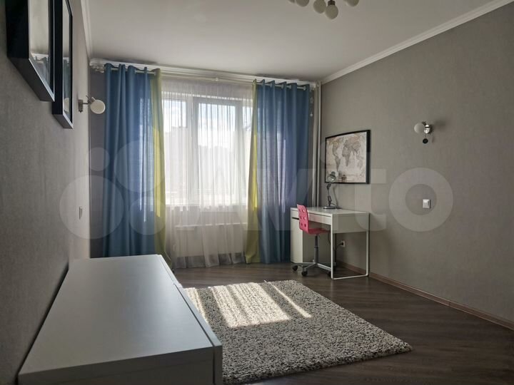 3-к. квартира, 79,2 м², 4/10 эт.