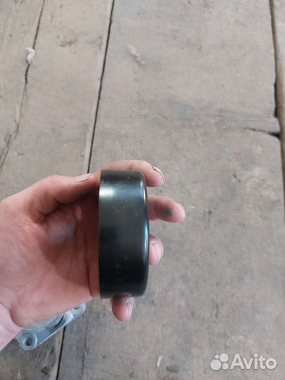 Натяжные ролики на форд Эксплорер