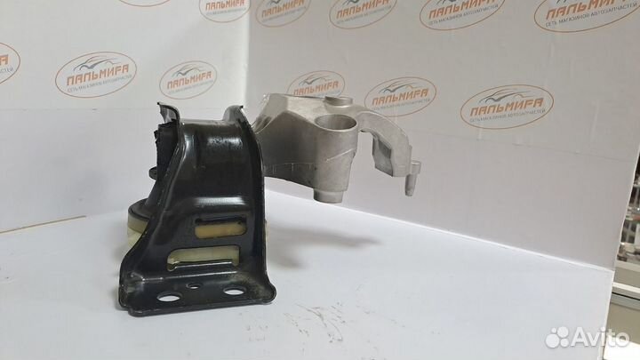 Опора двигателя renault duster 1.5dci