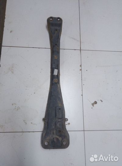 Nissan Almera (B10) балка передняя продольная