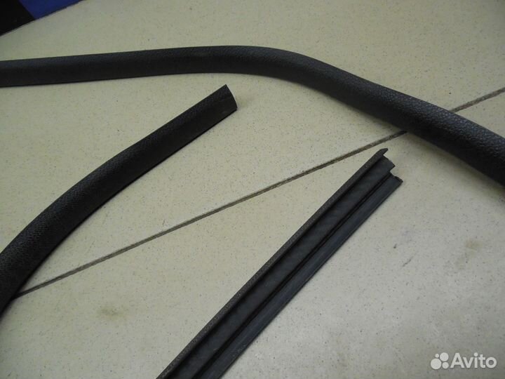 Уплотнитель (внутри) Fusion 2002-2012