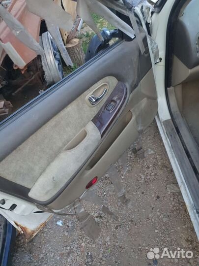 Обшивки карты дверей на ниссан цефиро 2000г