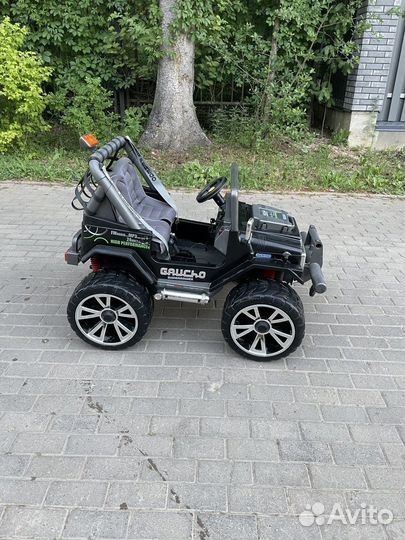 Детский электромобиль peg perego gaucho superpower
