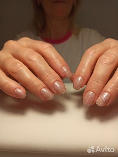 Маникюр педикюр