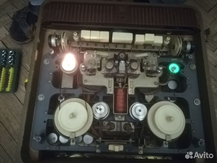 Катушечный магнитофон “Мелодия” мг-56 СССР (1956г)