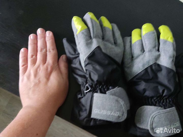 Горнолыжные перчатки детские