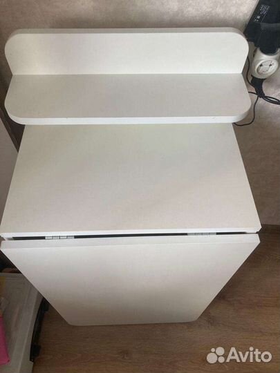 Маникюрный стол складной бу