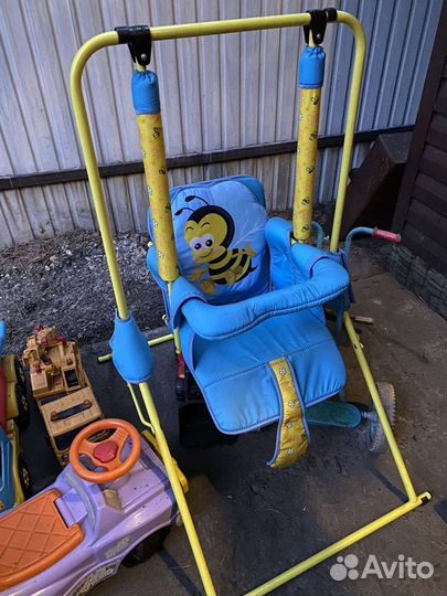 Детская качелька