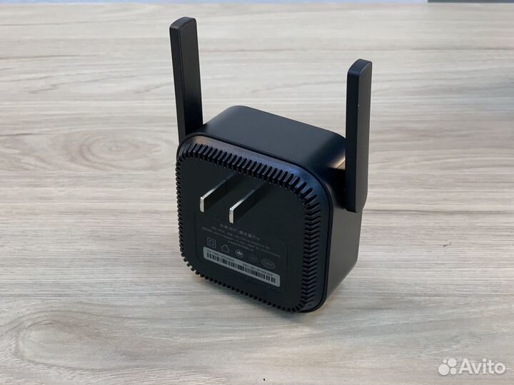 Усилитель сигнала Xiaomi Mi Wi-Fi Amplifier PRO
