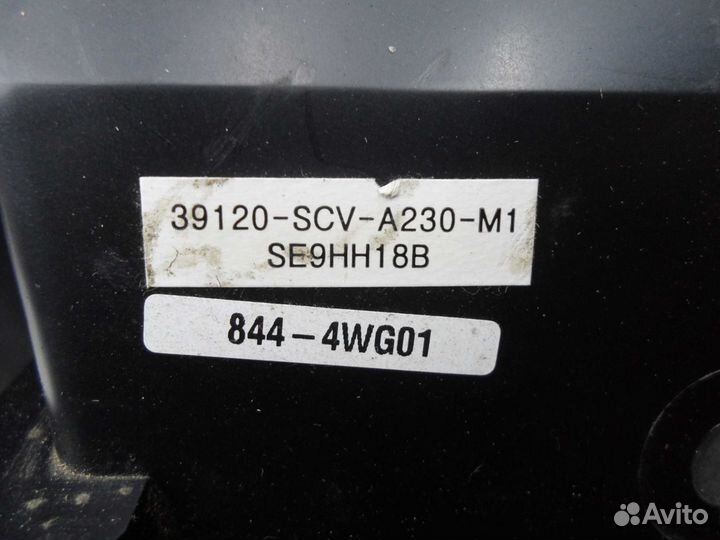 Сабвуфер для Honda Element (YH2) 39120-SCV-A230