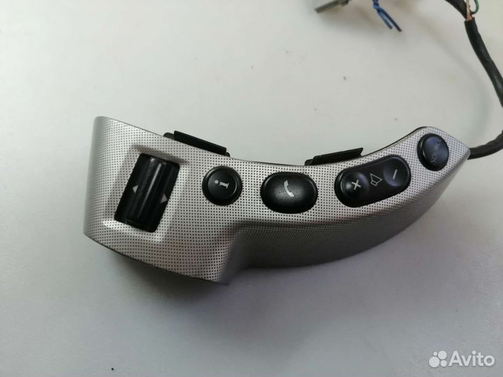 Блок управления подрулевой Nissan Qashqai J10