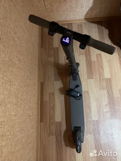 Электросамокат ninebot kick scooter ES2 by segway