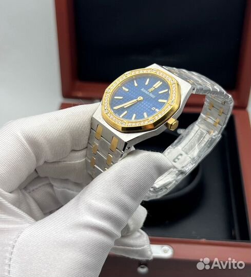 Женские часы Audemars Piguet